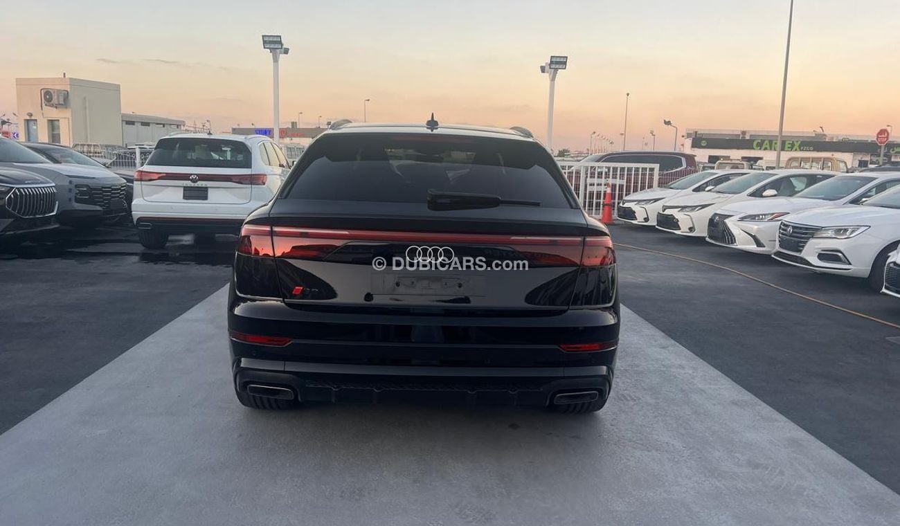 Audi Q8 S Line Sport package