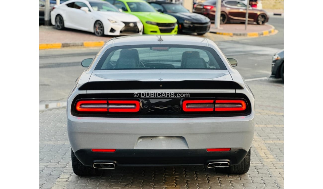 Dodge Challenger SXT For sale