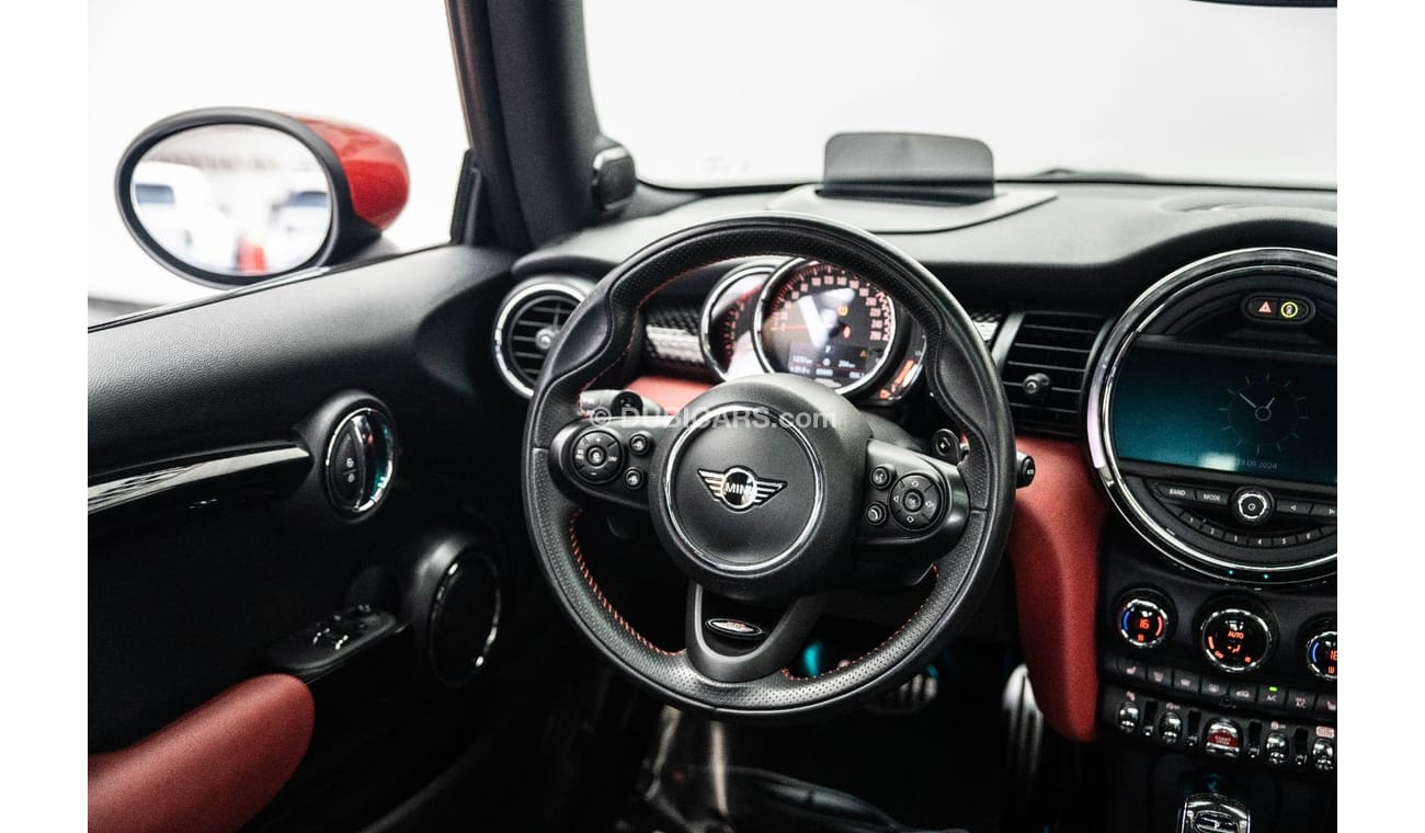 ميني جون كوبر كوبيه 2020-MINI COOPER JCW 3 DOORS F56-GCC-SERVICE HISTORY FULL WITH MINI-1 YEAR WARRANTY