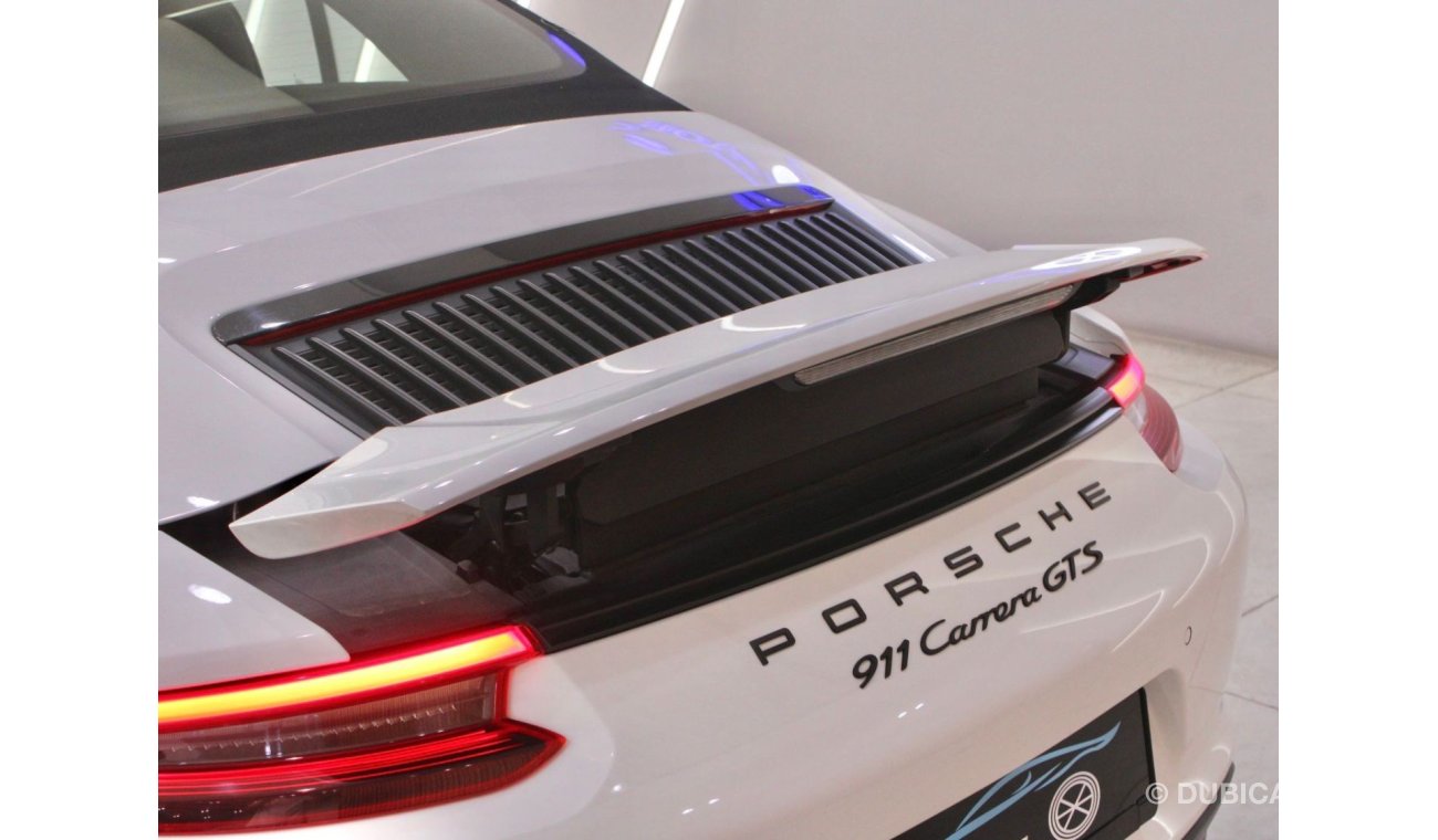 بورش 911 GTS Porsche Carrera GTS V6