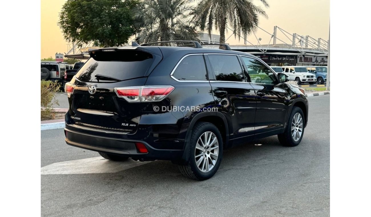 تويوتا هايلاندر 2018 XLE PREMIUM SUNROOF 4x4 FULL OPTION CANADA SPEC