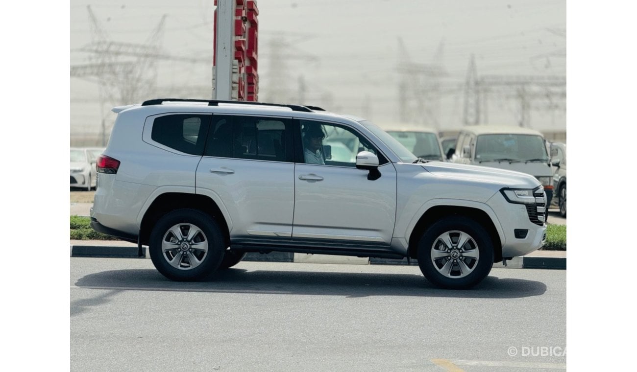 تويوتا لاند كروزر Toyota Land Cruiser VXR TWIN-TURBO RHD