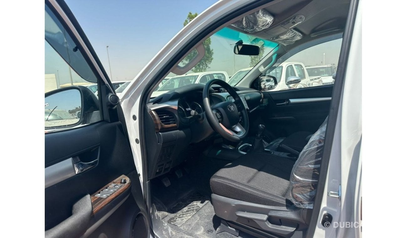 تويوتا هيلوكس TOYOTA HILUX 2.7 MT FULL OPTION WITH PUSH START 2024 WHITE