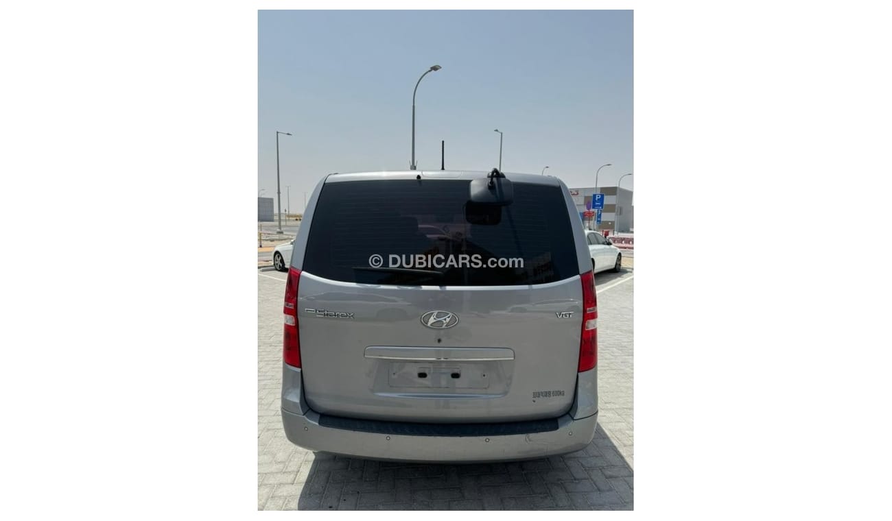 Hyundai H1 Starex