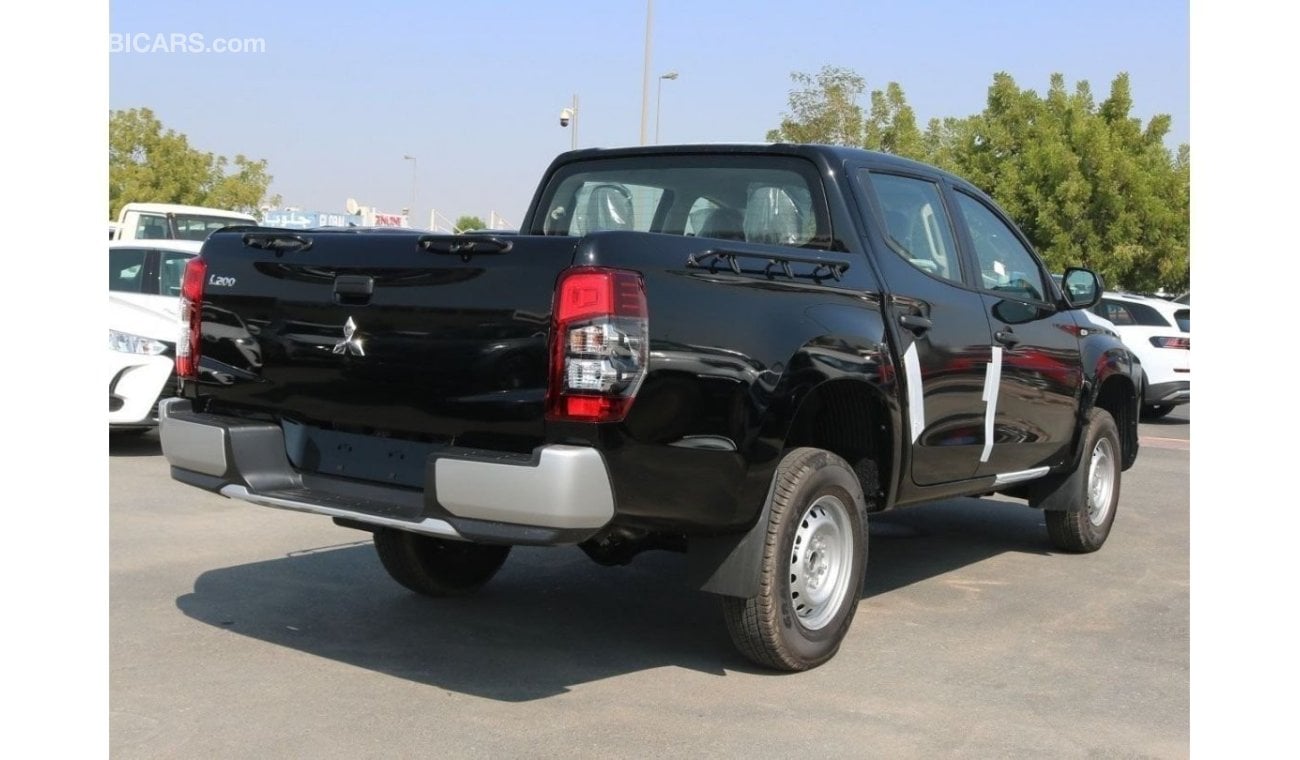 ميتسوبيشي L200 LOWEST PRICE GUARANTEED DIESEL - 2.5L -  DOUBLE CABIN - 4X4 - 5MT - POWER LOCKS AND POWER WINDOWS -