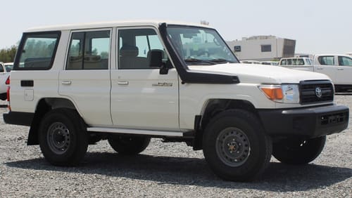 Toyota Land Cruiser Hard Top TOYOTA LAND CRUISER 70 4.2L STD 10 SEATER WITH ABS & AIRBAG MT