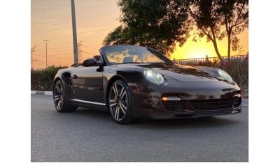 Porsche 911 Turbo GCC SPEC NEAT AND CLEAN