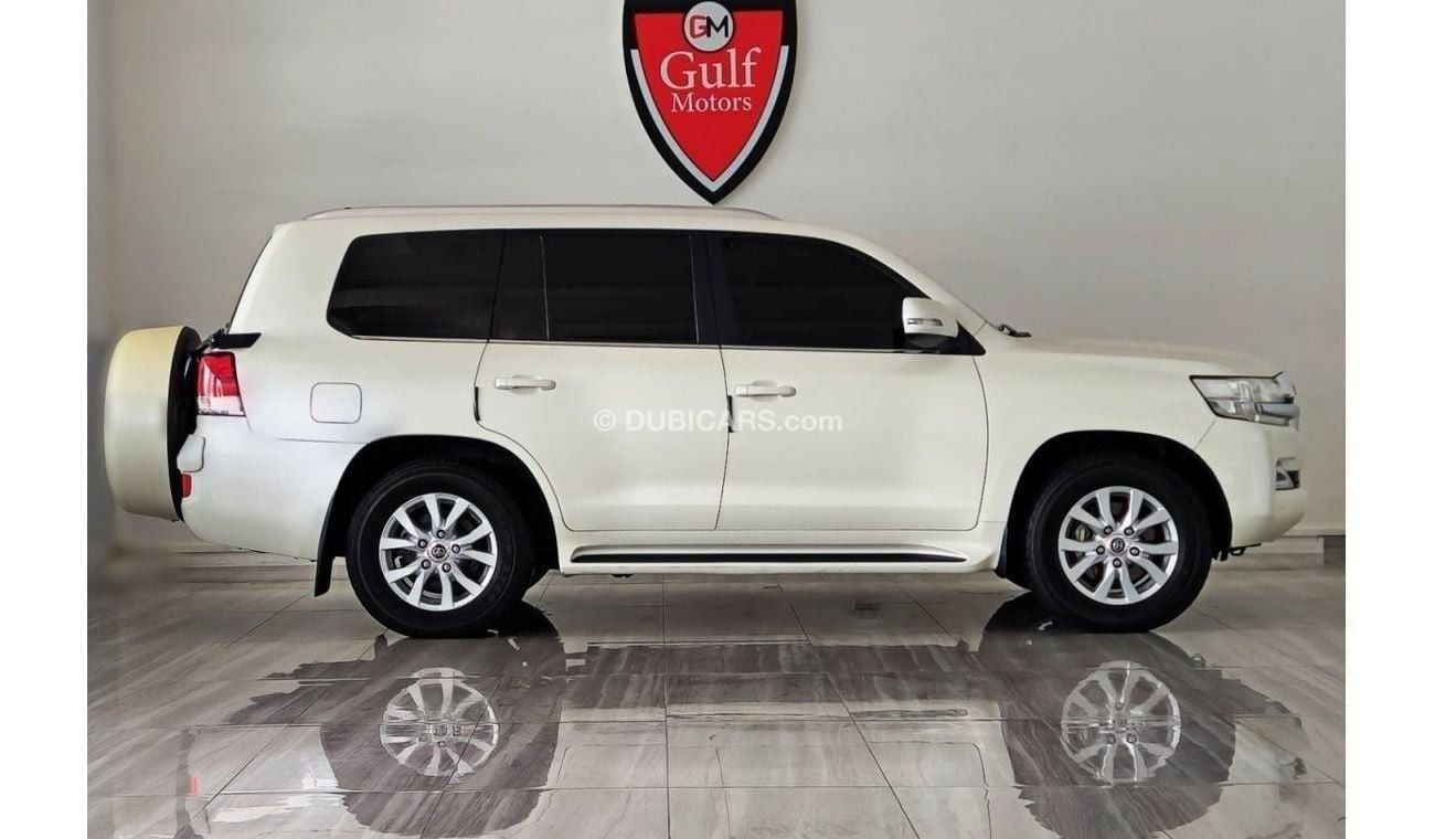 تويوتا لاند كروزر 2021 Landcruiser EXR - 5.7L 8CYL - GCC SPEC