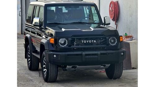 Toyota Land Cruiser 70 40 years edition top option zero km