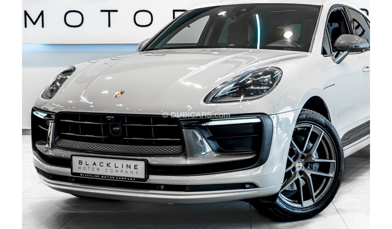 بورش ماكان Base 2.0T 2024 Porsche Macan T, 2026 Porsche Warranty, Full Service History, Low KMs, GCC