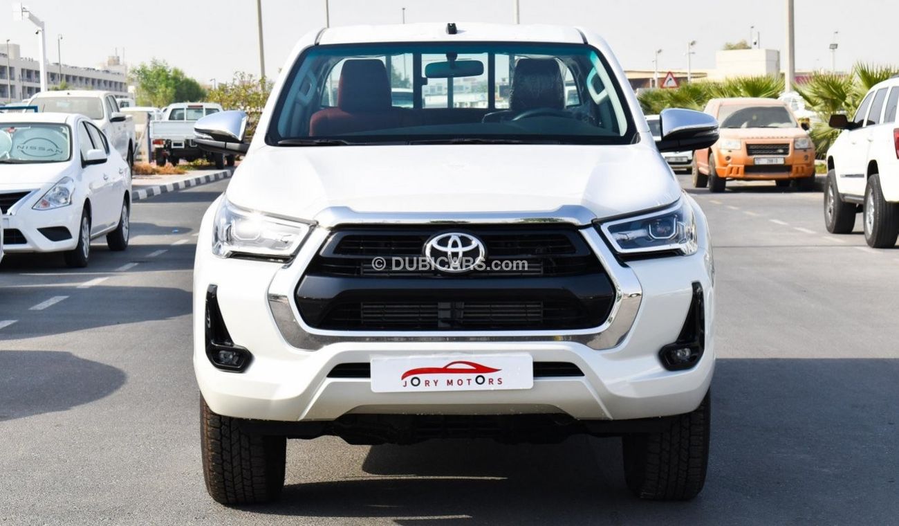 Toyota Hilux SR5 2.4L 4X4 Diesel M/T