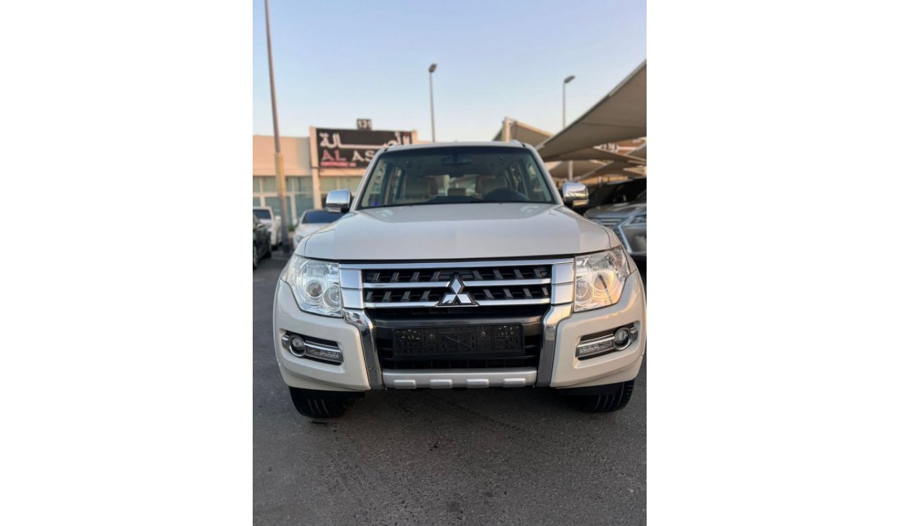 Mitsubishi Pajero iO MITSUBISHI PAJERO GCC 2017