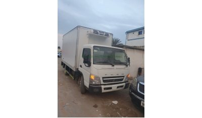 Mitsubishi Canter REEFER LONG CHASSIS 4.2 TON