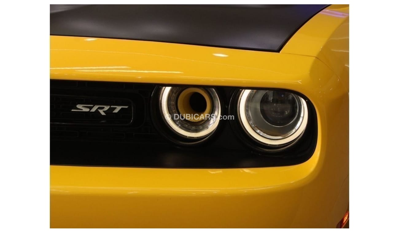 Dodge Challenger SRT8