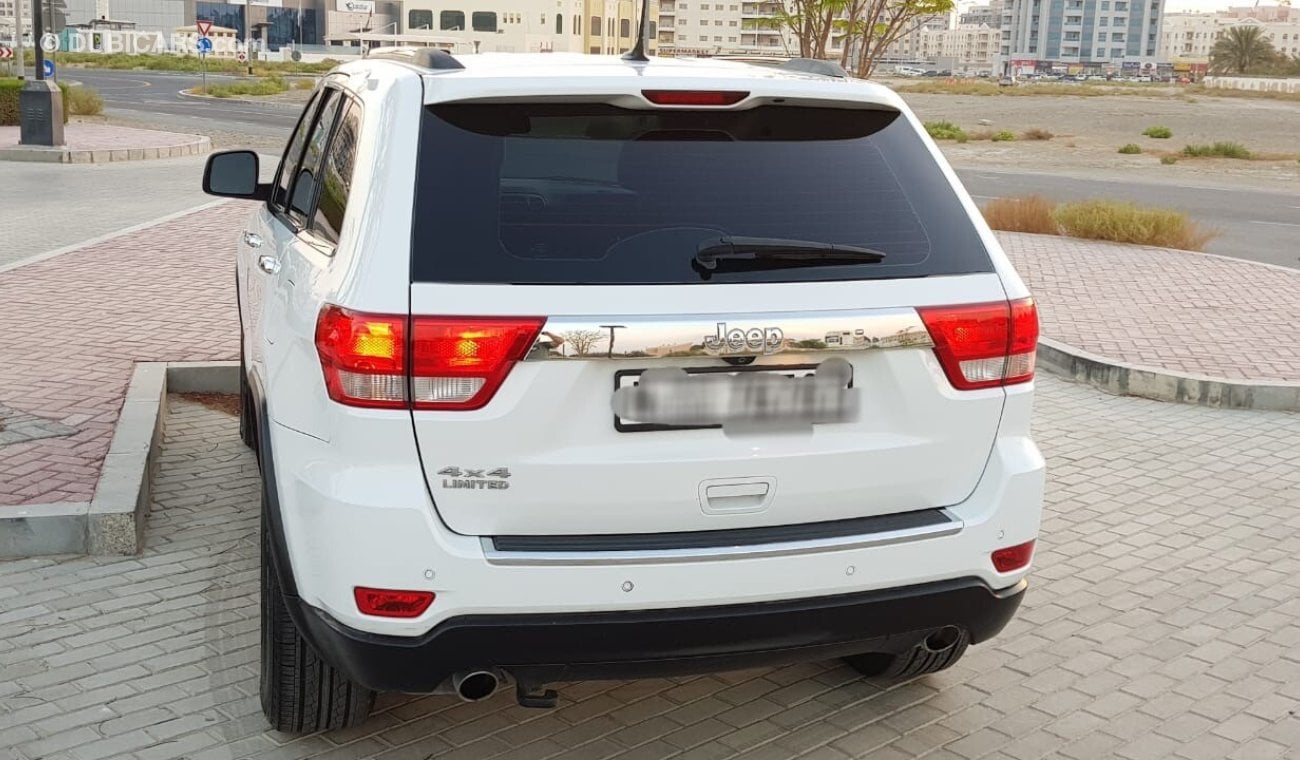 جيب جراند شيروكي Limited Plus 5.7L