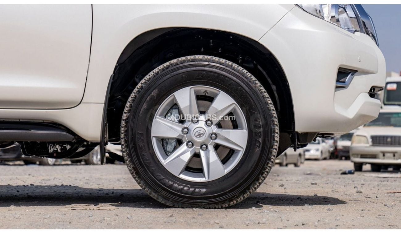 Toyota Prado EXR 4.0L PETROL TIRE BACK: BRAND-NEW (WITH AL FUTTAIM WARRANTY)