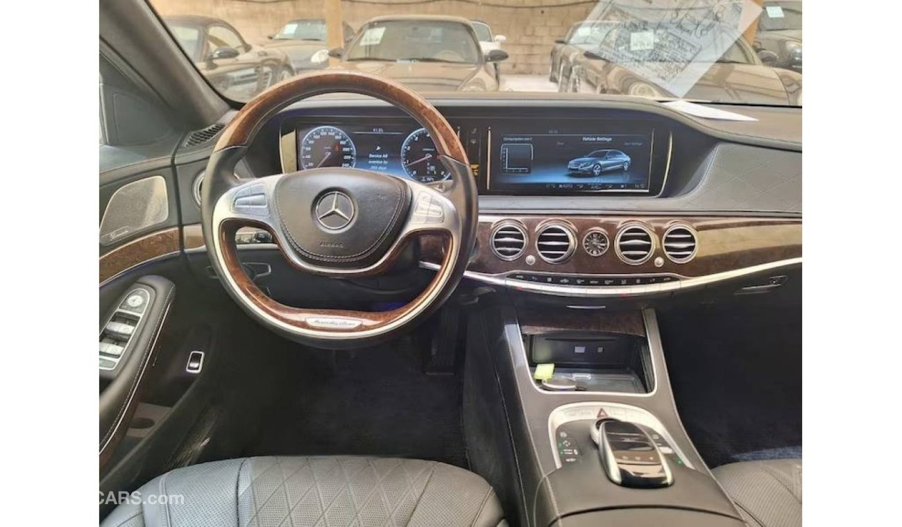 Mercedes-Benz S550 Maybach MERCEDES MAYBACH S550 4MATIC 2016 VERY LOW MILEAGE WITH PANORAMIC ROOF IN EXCELLENT CONDITION