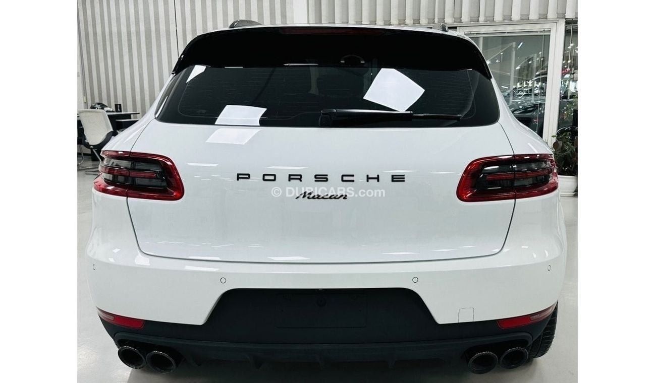 Porsche Macan GCC .. One Year Warranty .. Original Paint .. Top Range