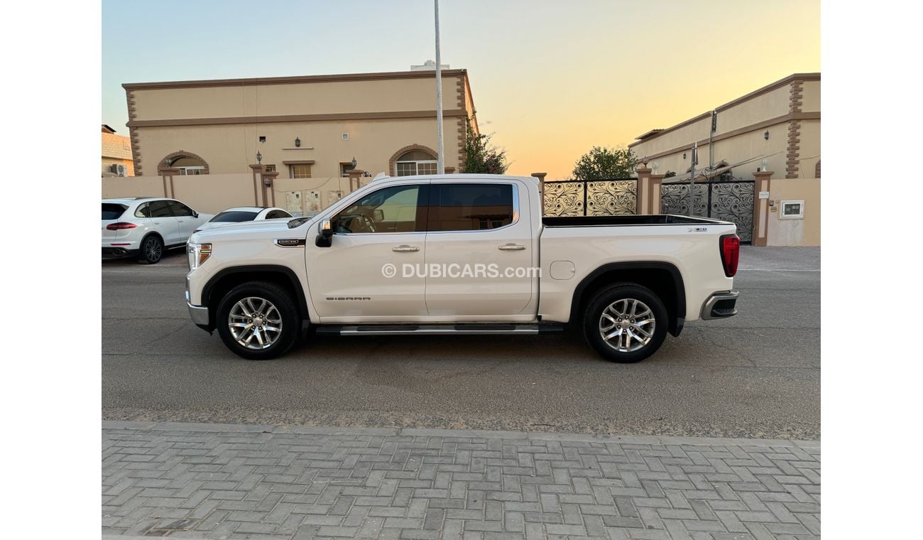 GMC Sierra Full Options, V8 2500 HD , Sunroof, Private Owner