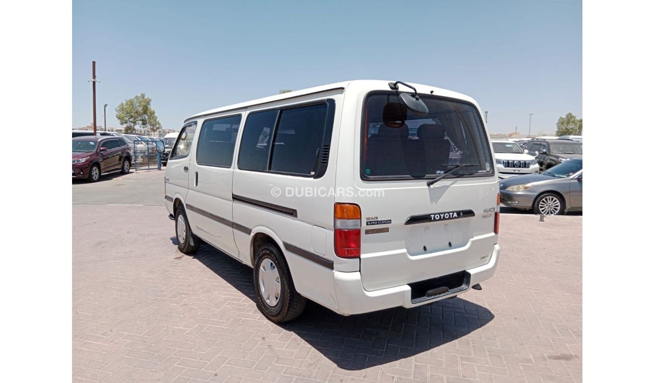 Toyota Hiace TOYOTA HIACE VAN RIGHT HAND DRIVE (PM1348)