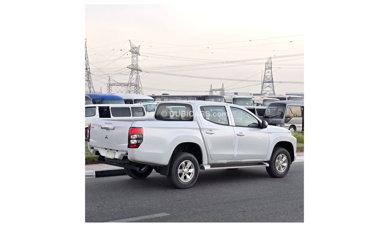 ميتسوبيشي L200 2022 L200 2.2L AT Diesel 4WD 2022 Model