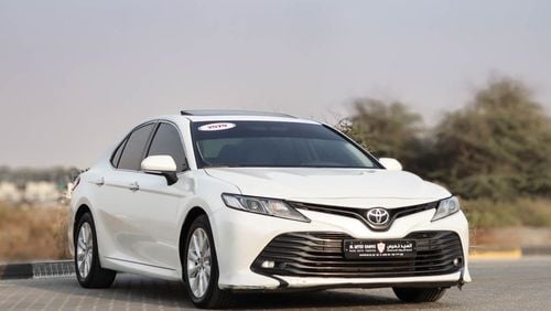 Toyota Camry SE 2.5L (215 HP) Toyota Camry 2020 GCC full option V4 original paint without accident in excellent c