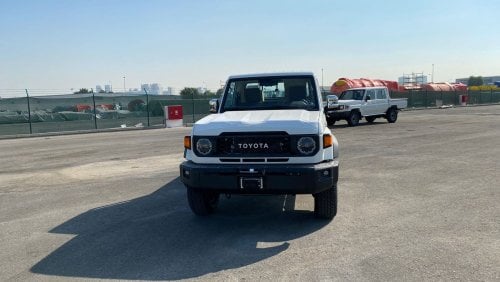 Toyota Land Cruiser Pick Up Toyota Land Cruiser Pickup single cabin