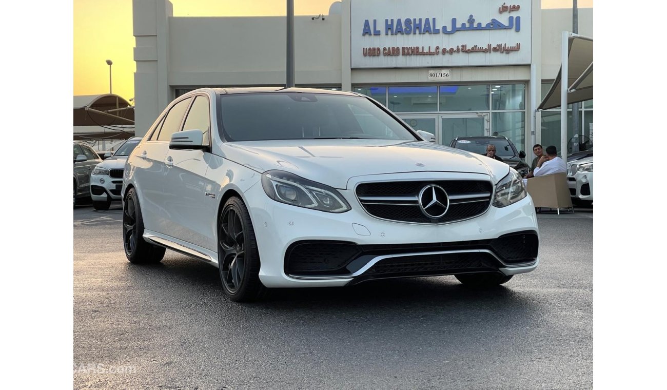 Mercedes-Benz E300 Avantgarde Mercedes E300 2015 KIT 63 _GCC_2015_Excellent Condition _Full option