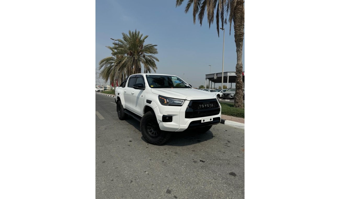 تويوتا هيلوكس TOYOTA HILUX GR SPORTS 2.4CC ديزل (اليد اليمنى) اليابان