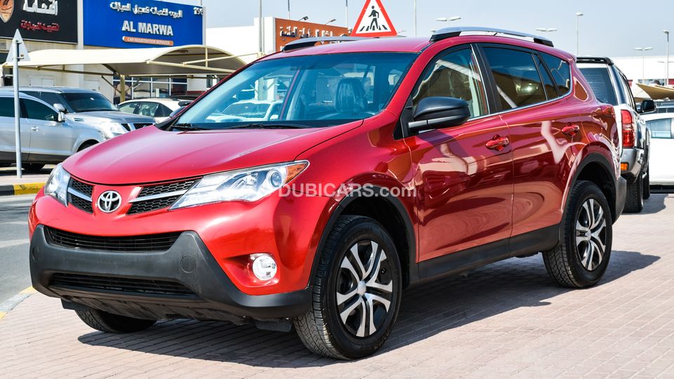 Used Toyota RAV 4 LE 2014 for sale in Dubai - 361669