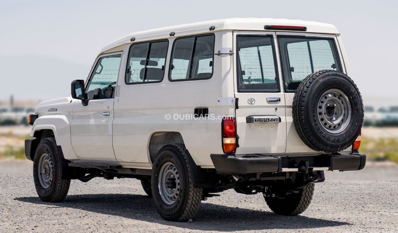 تويوتا لاند كروزر هارد توب LC78 2.8L AT DIESEL 3DOOR 2024