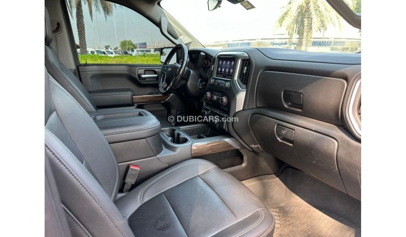 شيفروليه سيلفارادو Chevrolet Silverado RST Z71 / V8 / GCC / 2020 / 420 Hp / Perfect Condition / 2250 Dirhams Monthly.