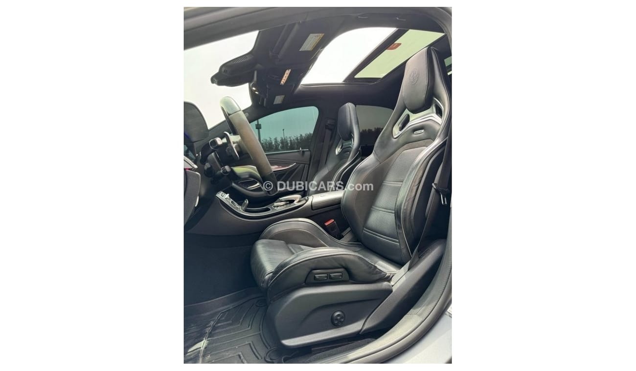 Mercedes-Benz E 63 AMG MERCEDES BENZ AMG E63s 2018 CANADA Full option  Full carbon fiber