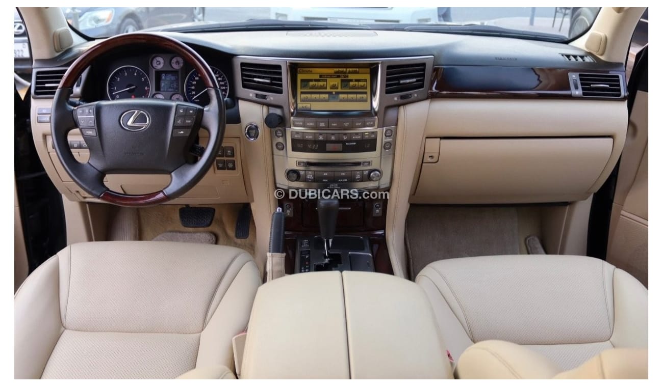 Used Lexus LX570 2010 for sale in Dubai - 661942