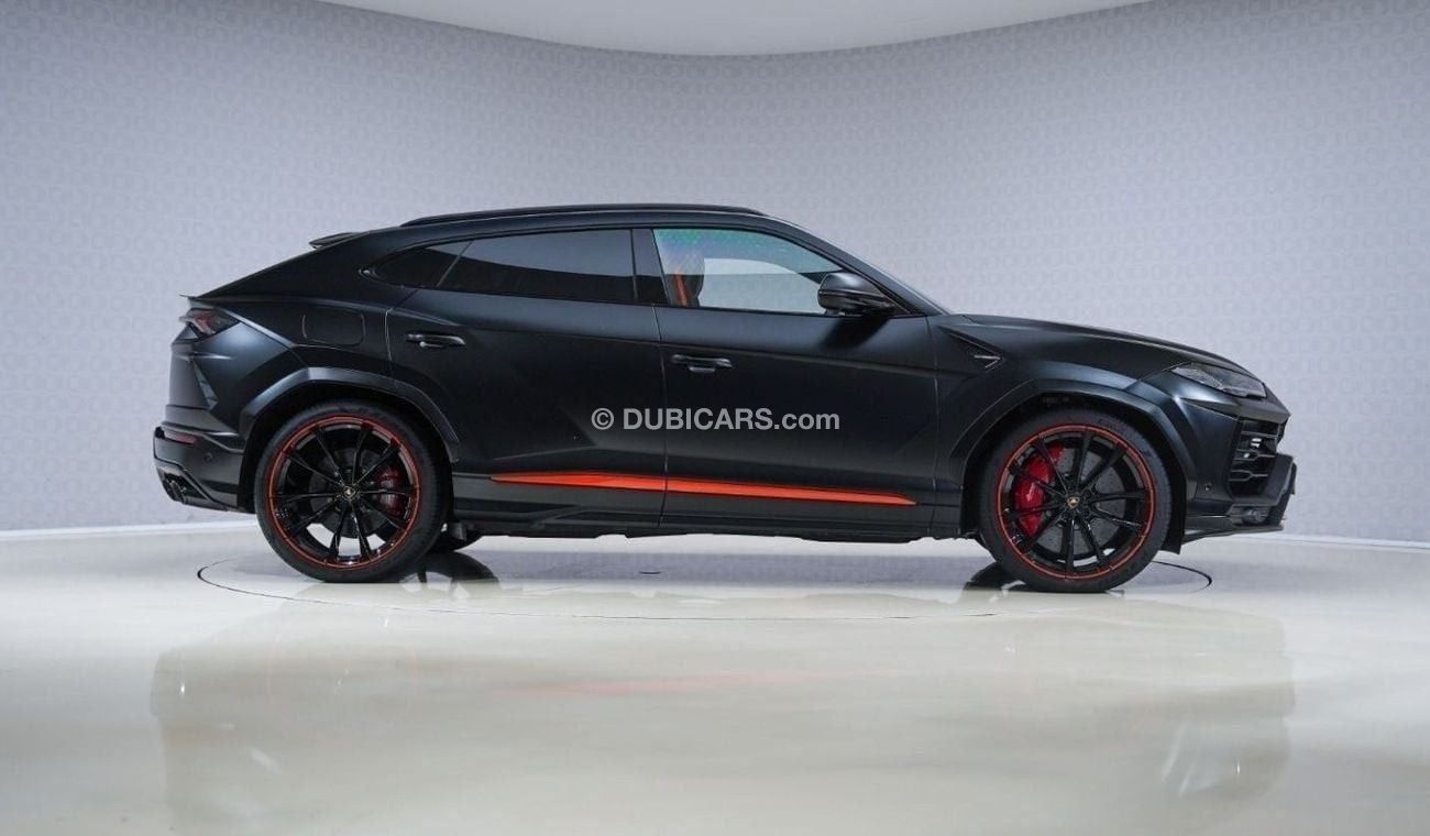 Lamborghini Urus 4.0 V8 Graphite Capsule - AED 19,283 P/M - 2 Years Warranty