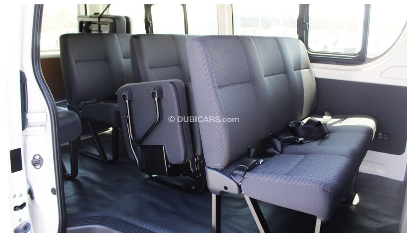 Toyota Hiace Toyota Hiace 2.5L 15 Seats A/C - K3