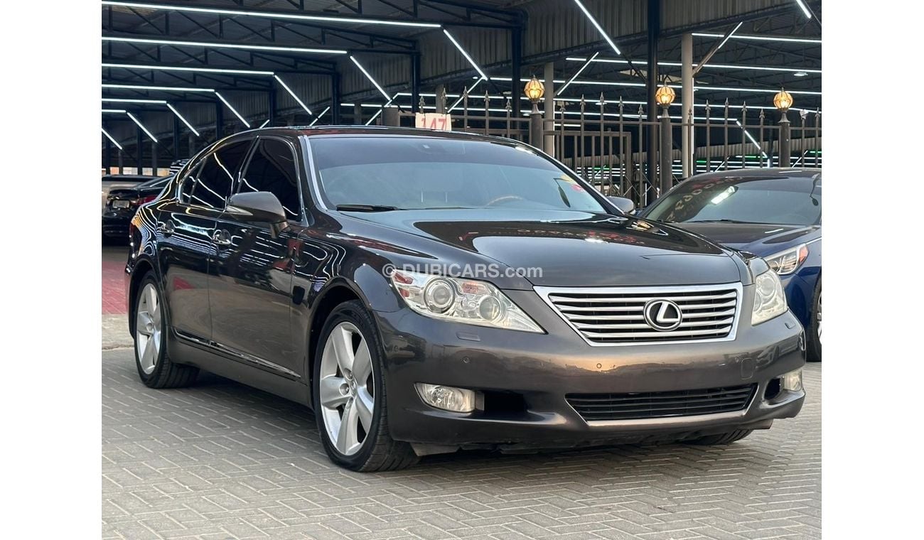 Lexus LS460