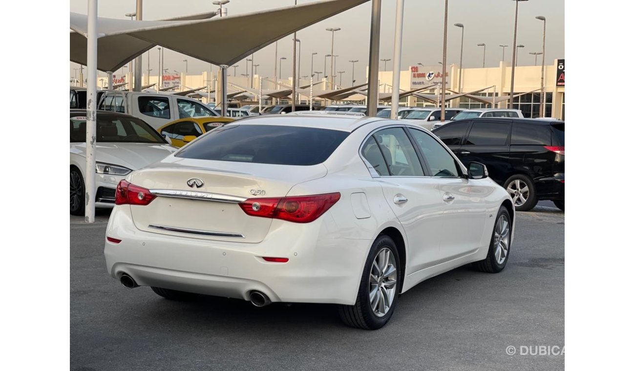 إنفينيتي Q50 بريميوم