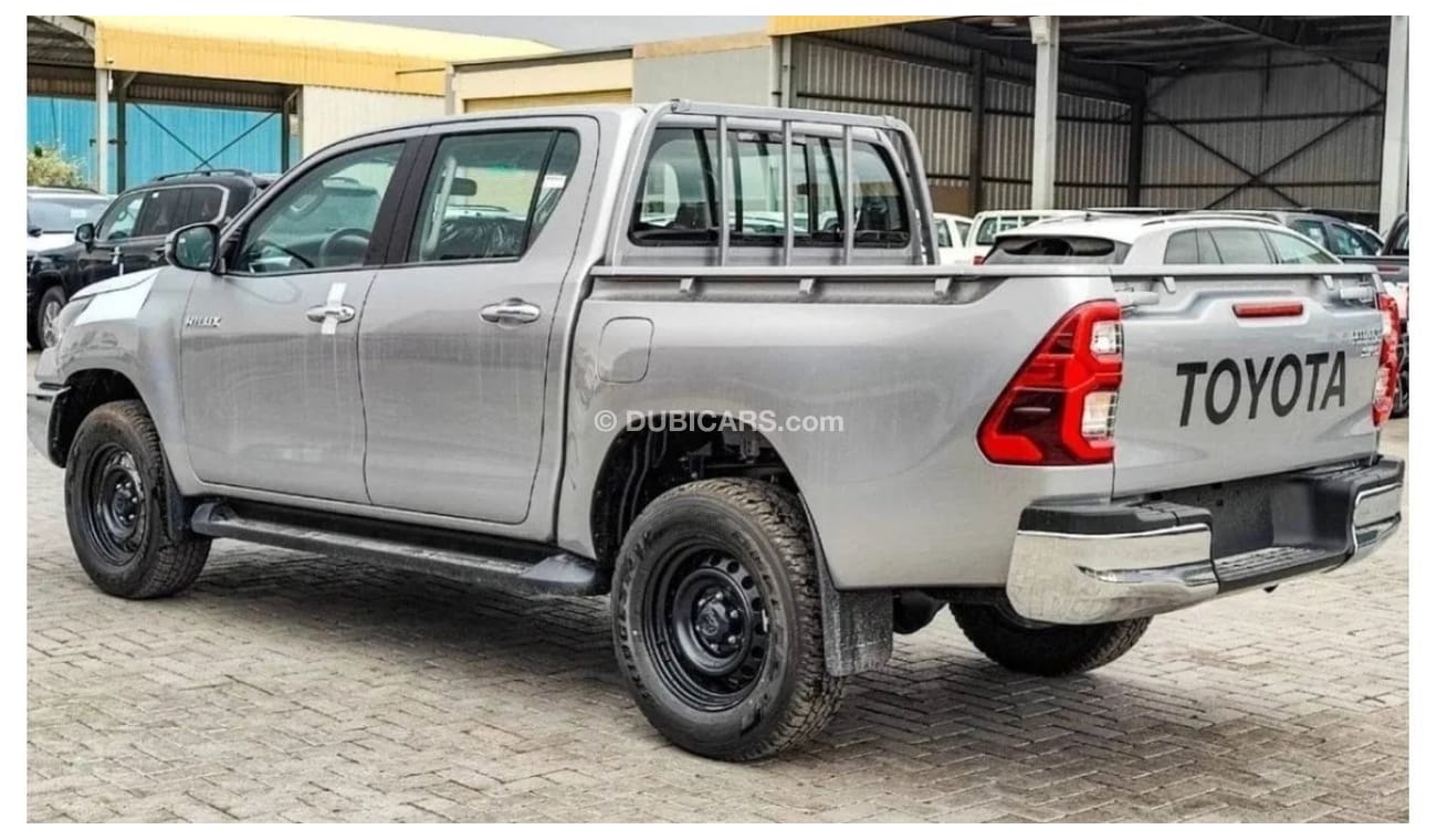 تويوتا هيلوكس Toyota Hilux 2.4L MT Diesel 2024