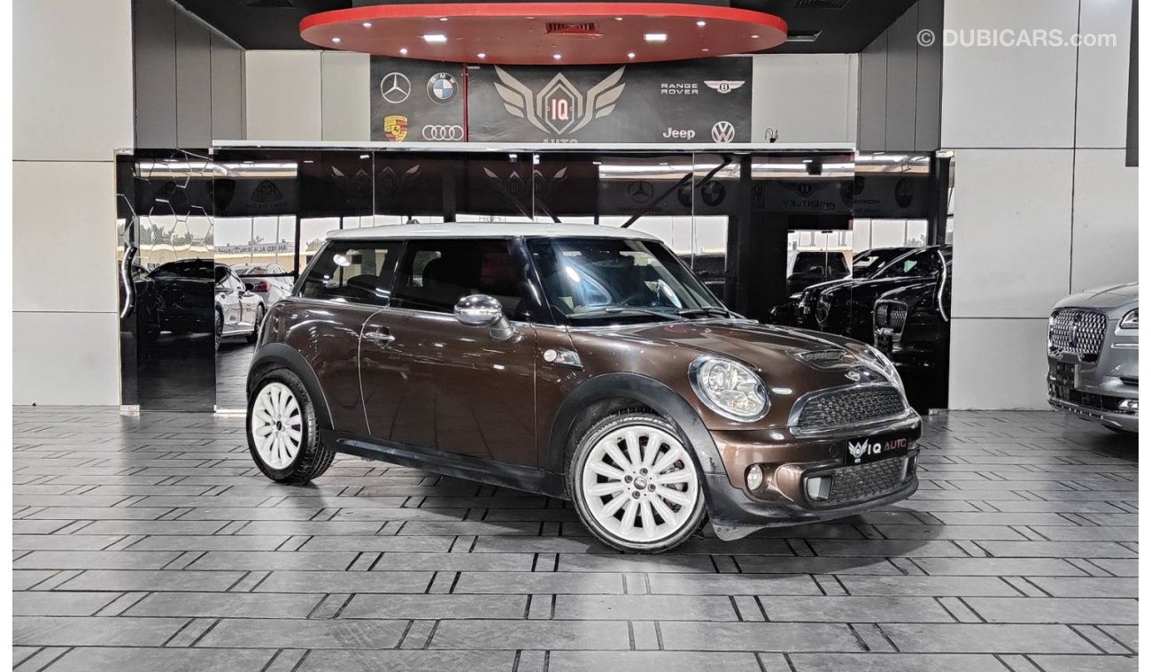 Mini Cooper S 2013 MINI COOPER S 1.6L | FULL PANORAMIC VIEW | GCC SPECS