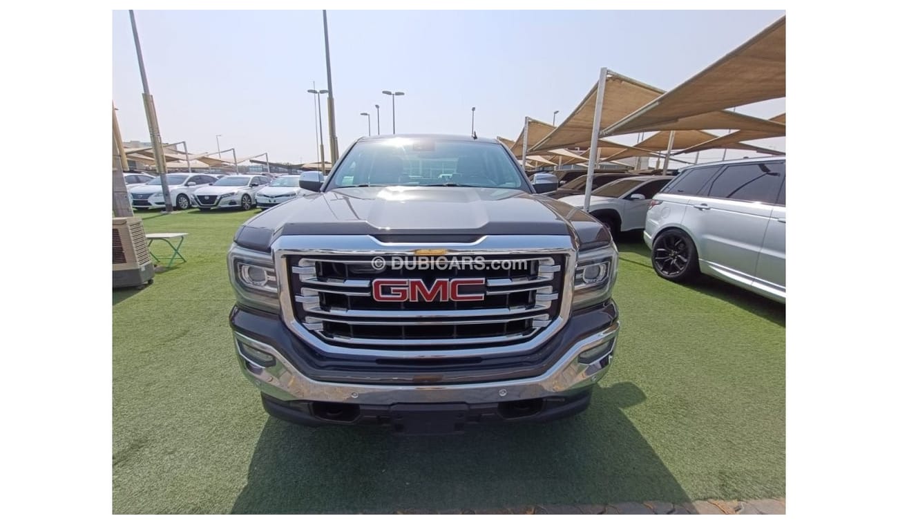 GMC Sierra 1500 SLT The car is very good, in perfect condition, looks clean from the outside without any accide