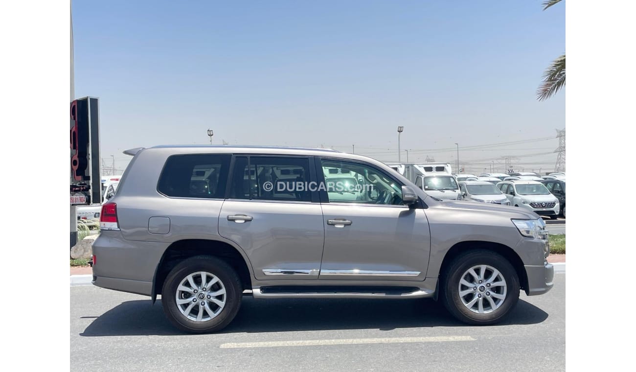 تويوتا لاند كروزر Land cruiser Sahara 2019 Model Diesel engine RHD