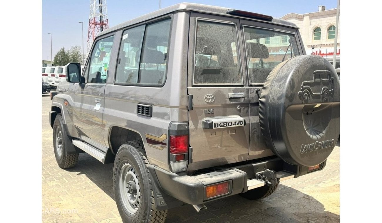 تويوتا لاند كروزر هارد توب Toyota Land Cruiser LC71diesel 2.8 model 2024Price For Export For Local 10% Extra