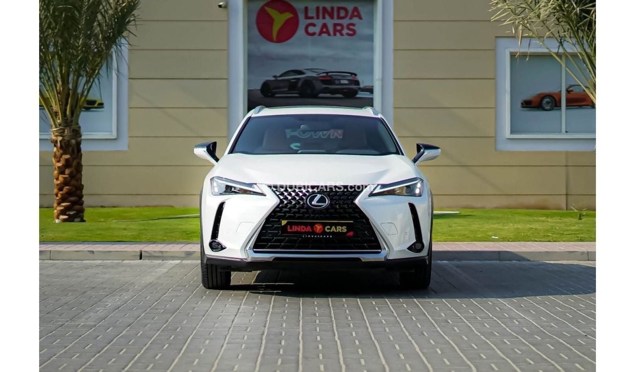 Lexus UX200