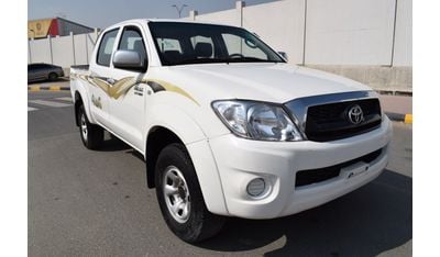 Toyota Hilux Toyota Hilux D/C 2.7Ltr pick up 4x4, model:2009. Excellent condition