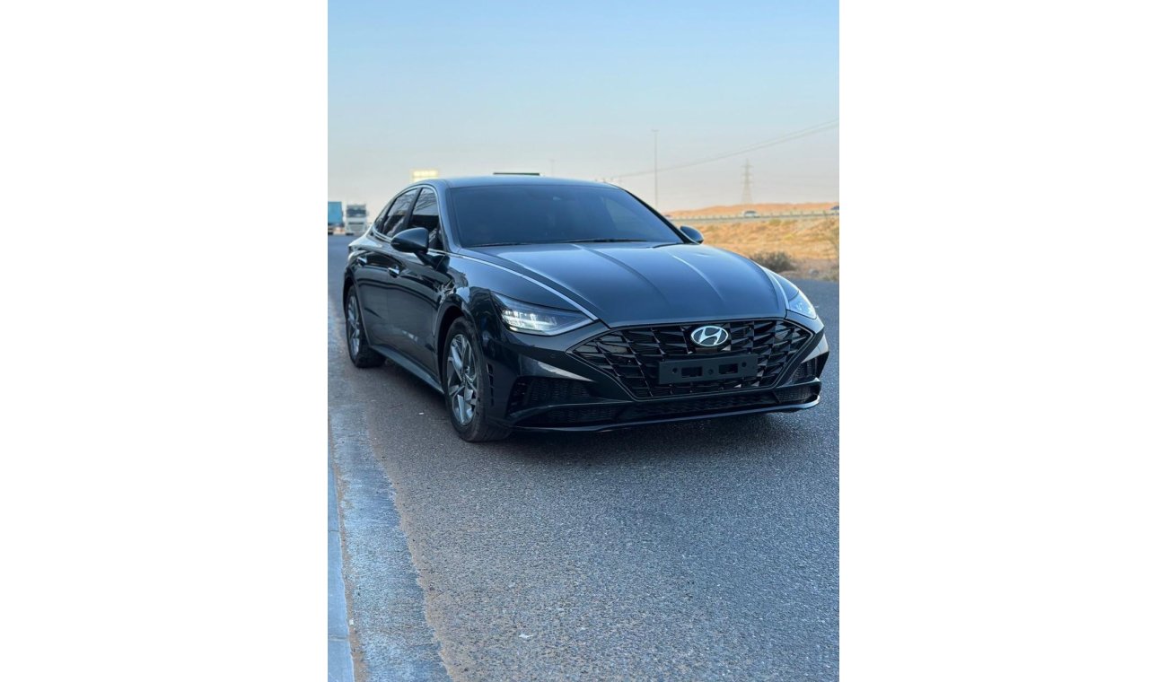 Hyundai Sonata Mid option