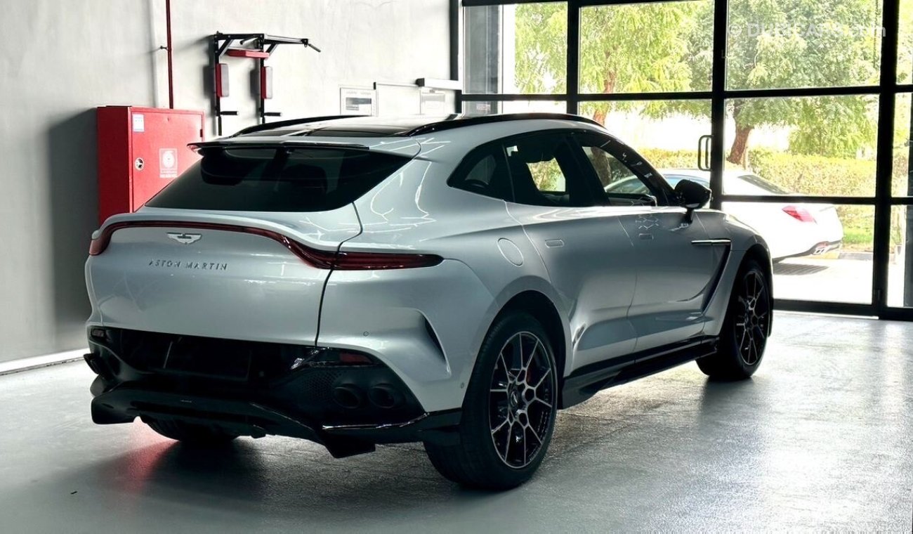 Aston Martin DBX 707 edition