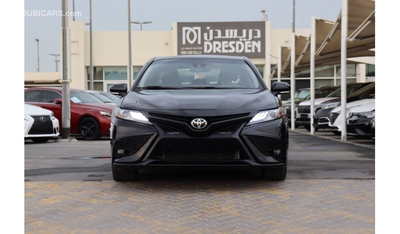 Toyota Camry SE+ Toyota Camry XSE / 2022 / USA / Low KM