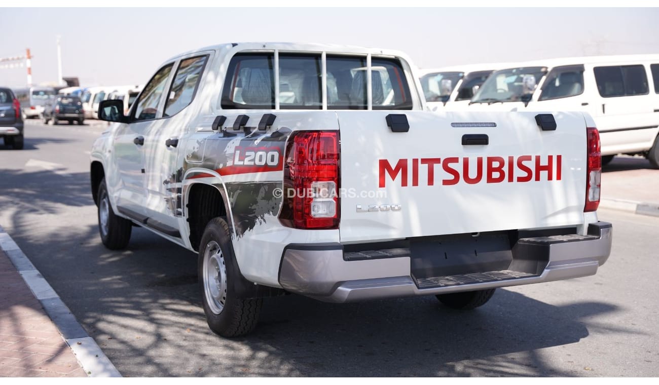 ميتسوبيشي L200 Mitsubishi L200 2.4L Petrol DCabin 2WD GL 5MT MY-2024