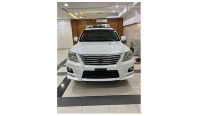 Lexus LX570